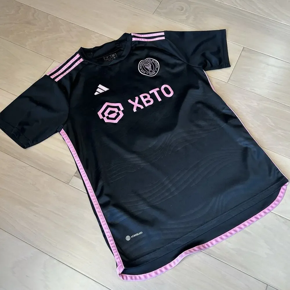 adidas black montreal specifically
